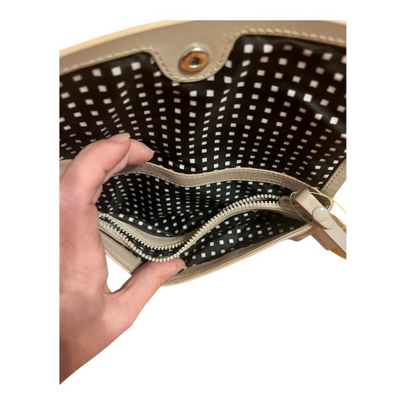 KATE SPADE ♠️ Saturdays wristlet NWT - Picture 4 of 4